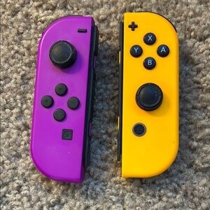 Nintendo Joy-Con Controllers - Purple and Orange